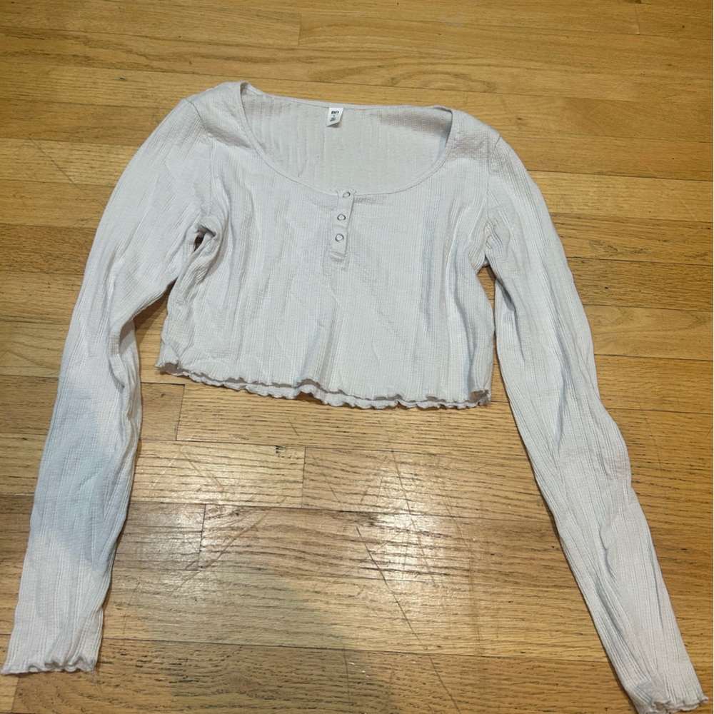 BP S Ruffle Cut White Cropped Long Sleeve